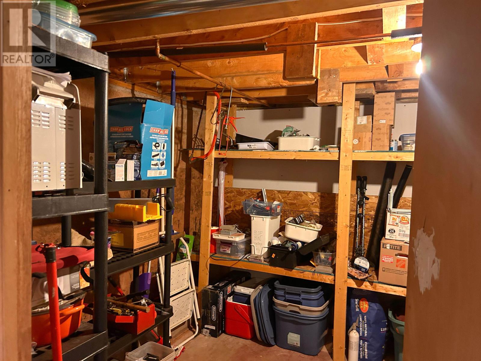 16 Allen Street Property Photo 24