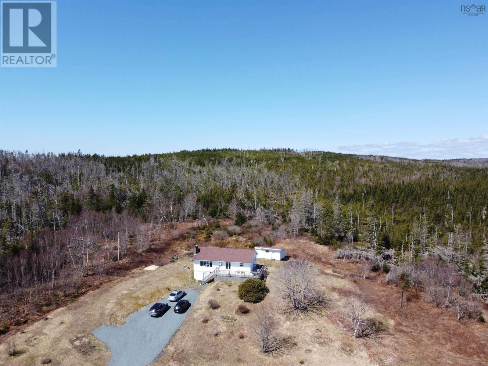 28019 Highway 7 Property Photo 36