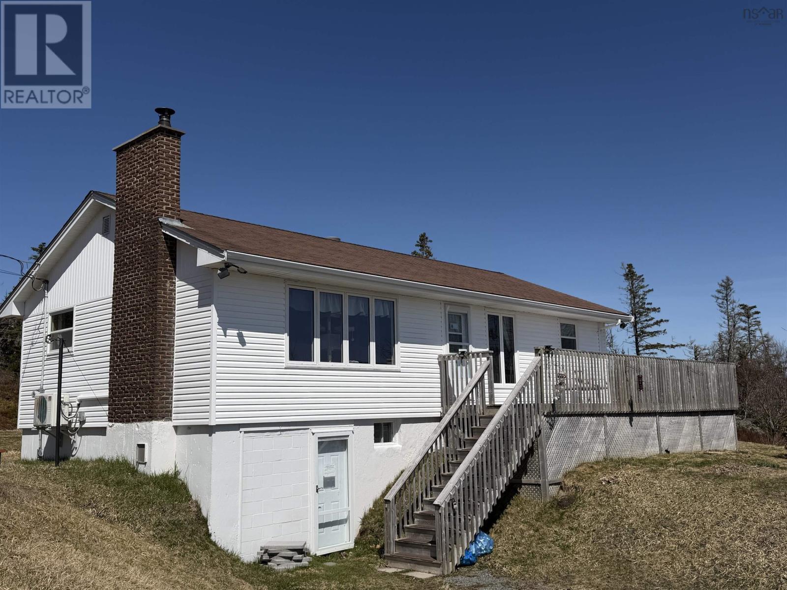 28019 Highway 7 Property Photo 41