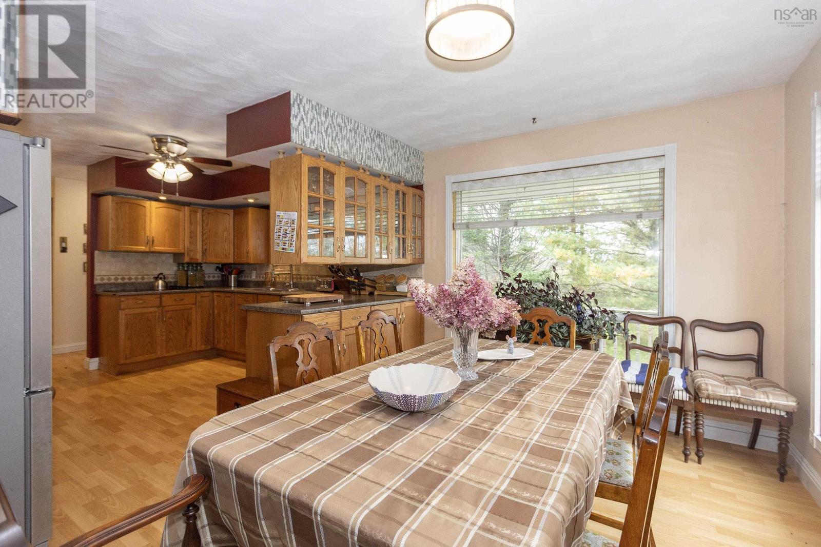 5862 Highway 6 Property Photo 14