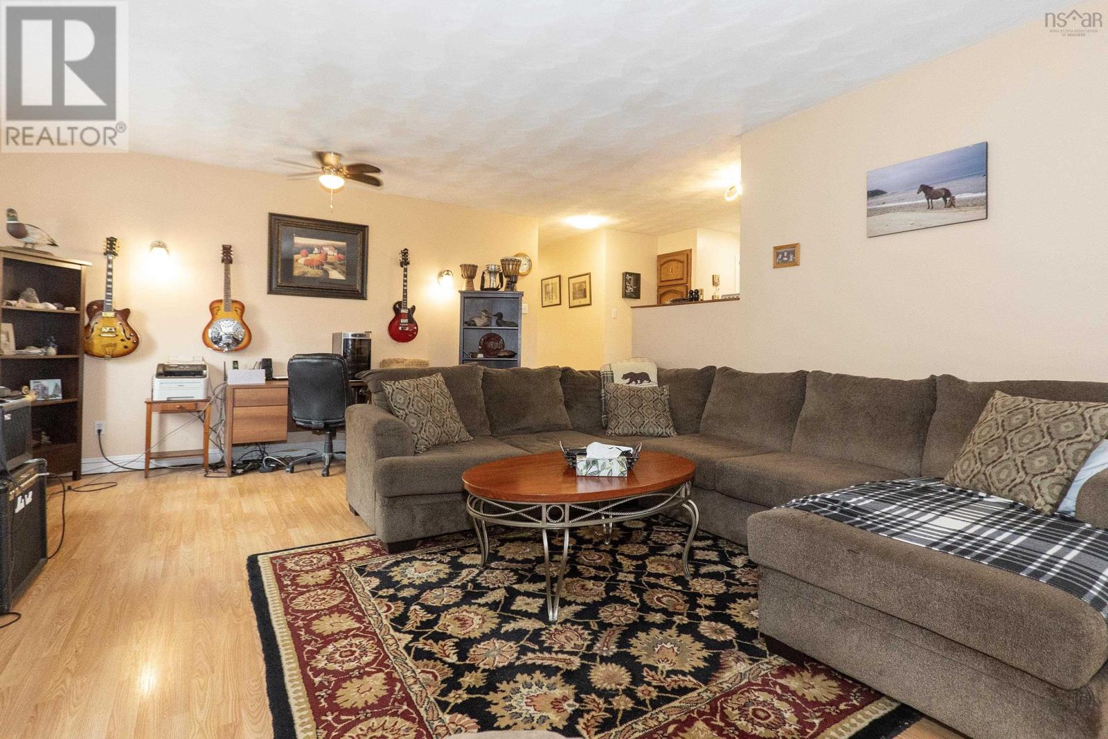 5862 Highway 6 Property Photo 17