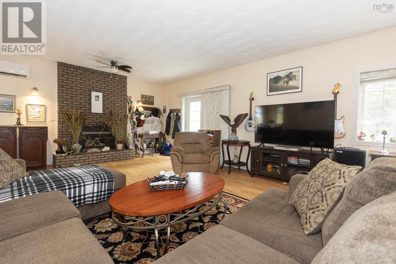 5862 Highway 6 Property Photo 18