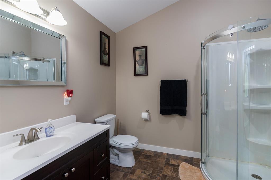 42 Colleen Avenue Property Photo 21