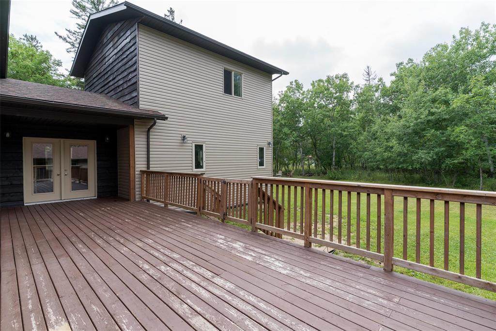 42 Colleen Avenue Property Photo 44