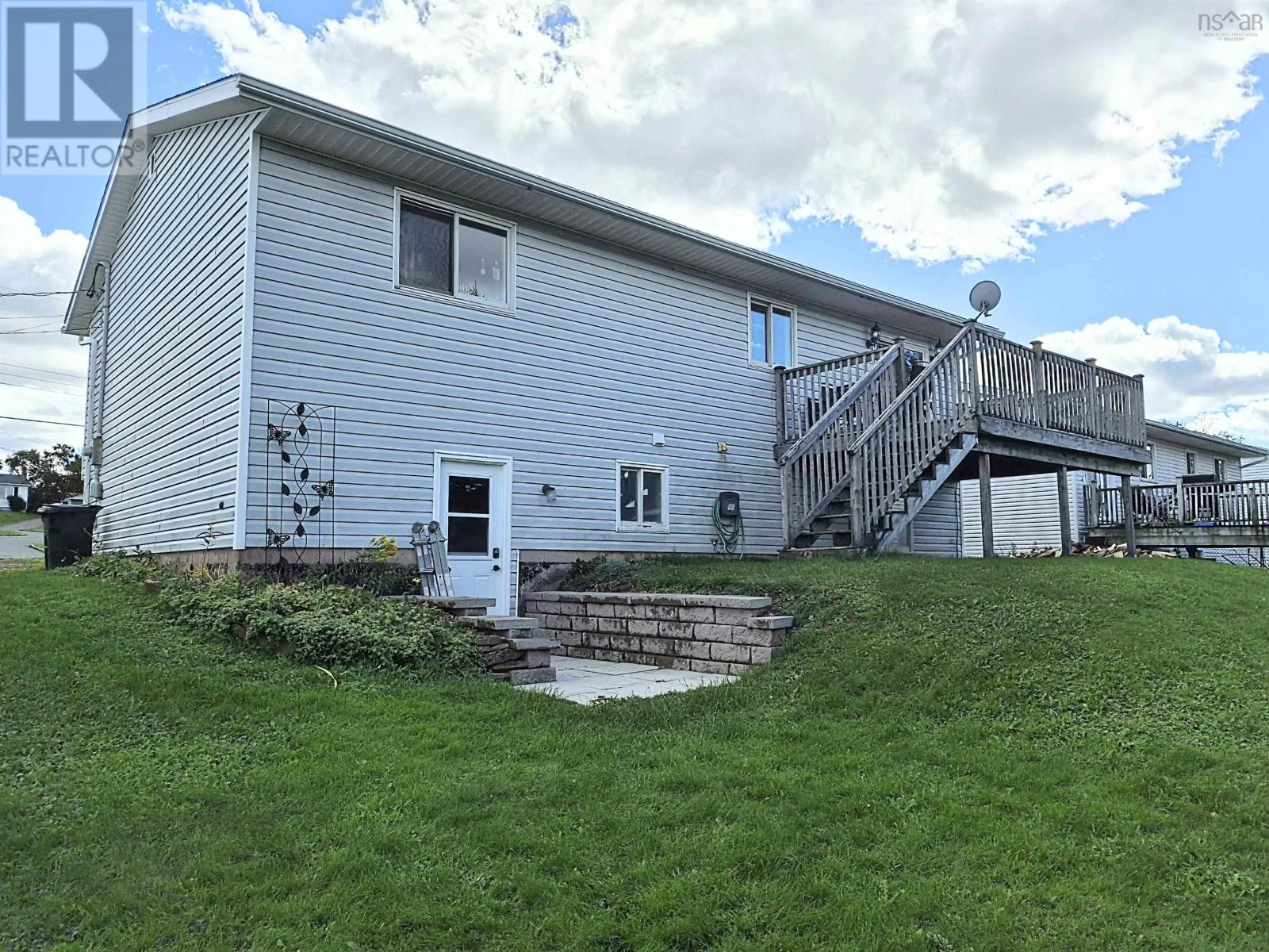 48 Townshend Avenue Property Photo 5