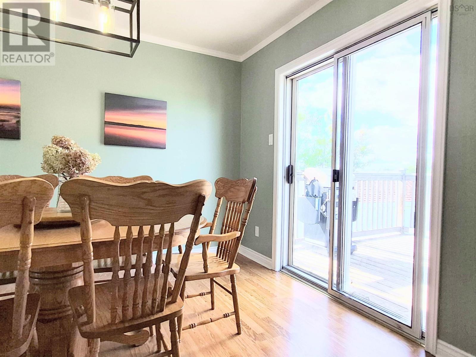 48 Townshend Avenue Property Photo 13