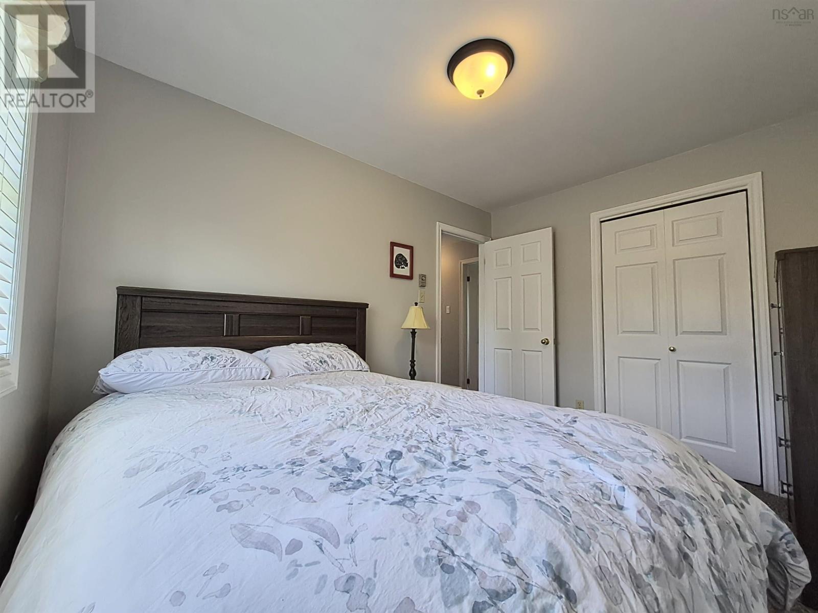 48 Townshend Avenue Property Photo 24