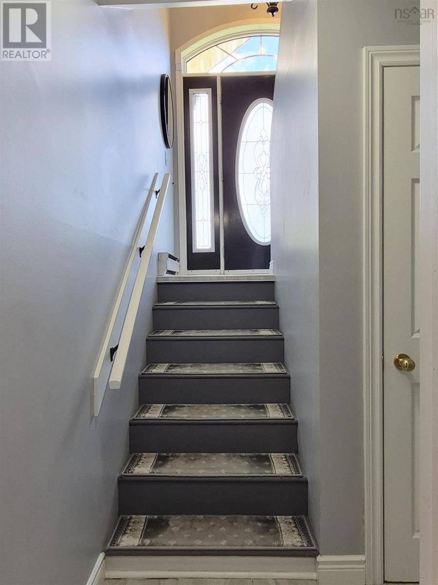48 Townshend Avenue Property Photo 32