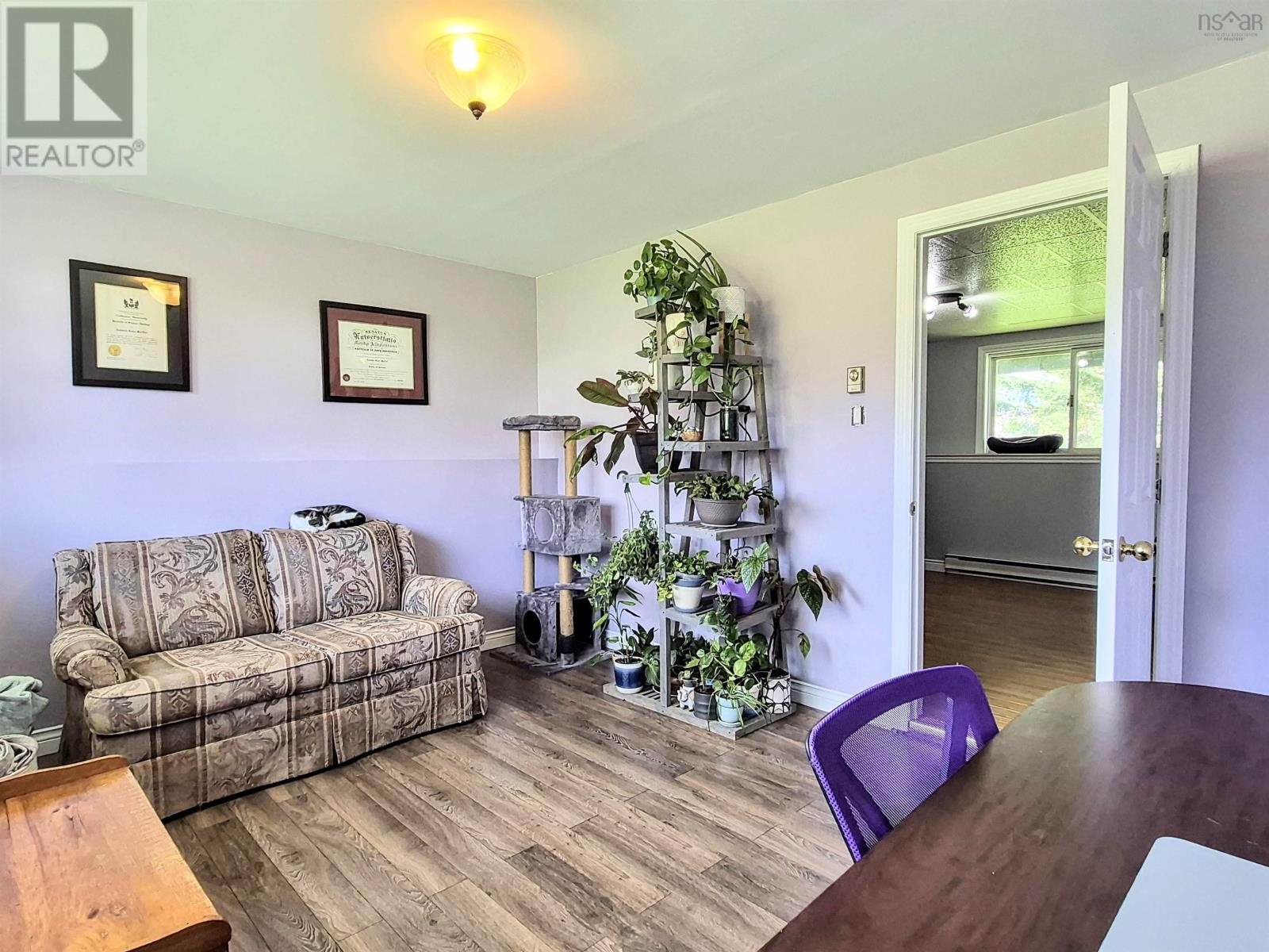 48 Townshend Avenue Property Photo 36