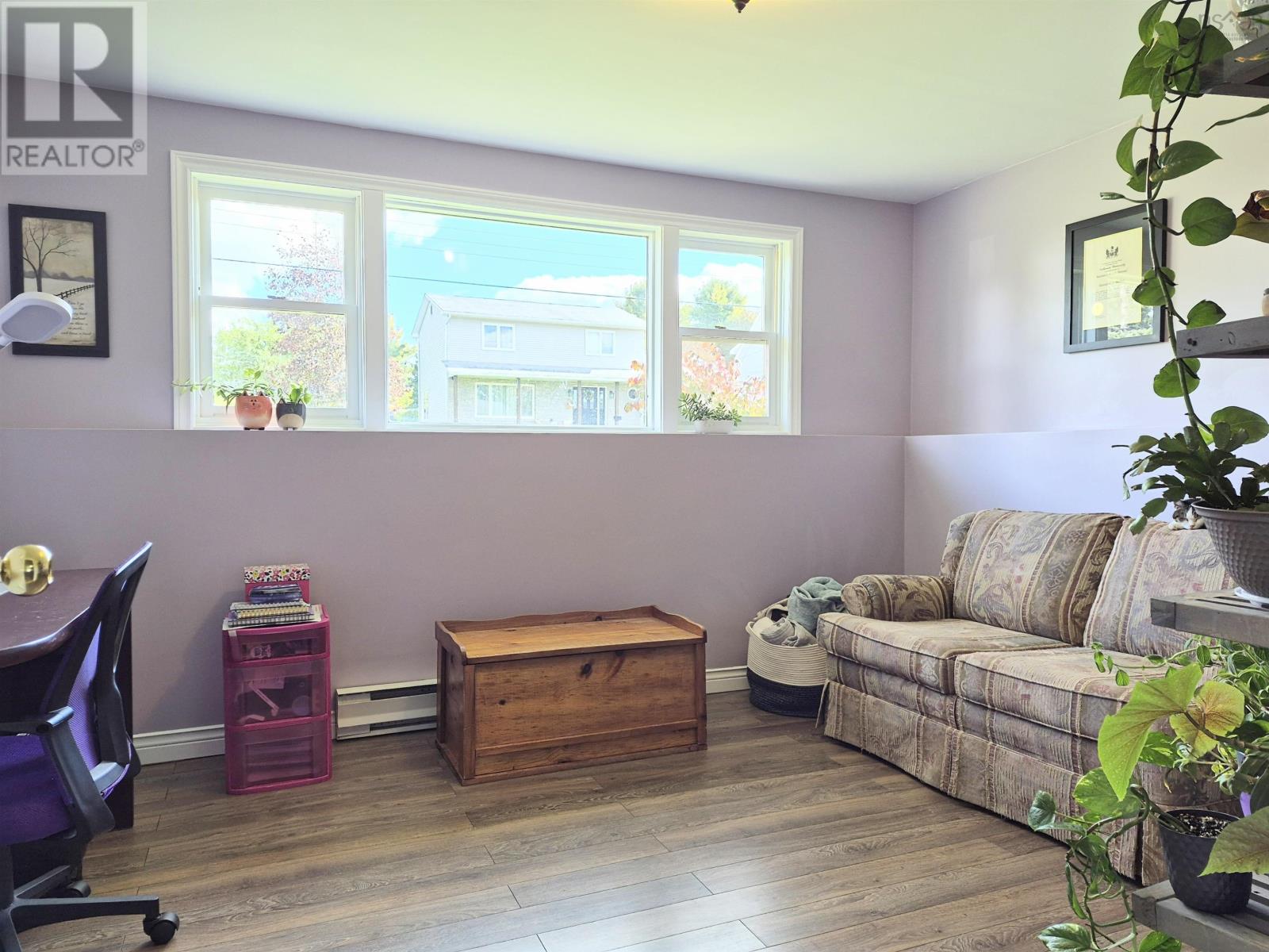 48 Townshend Avenue Property Photo 39
