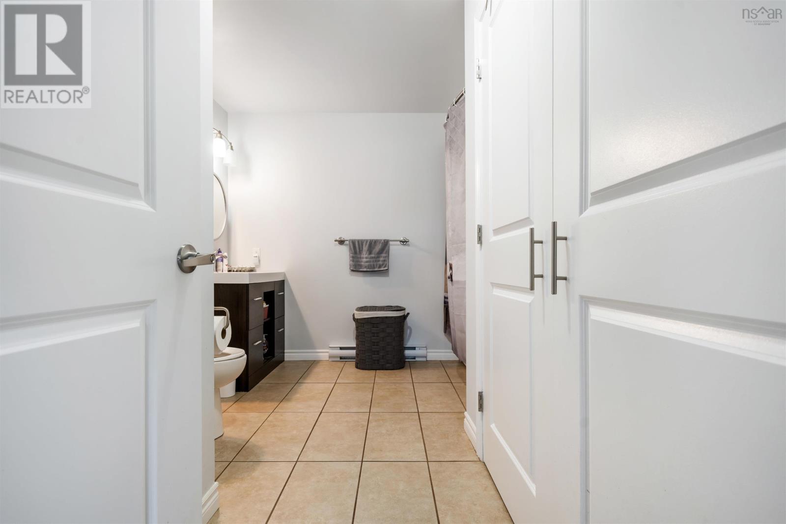 428 Stewart Street Property Photo 12