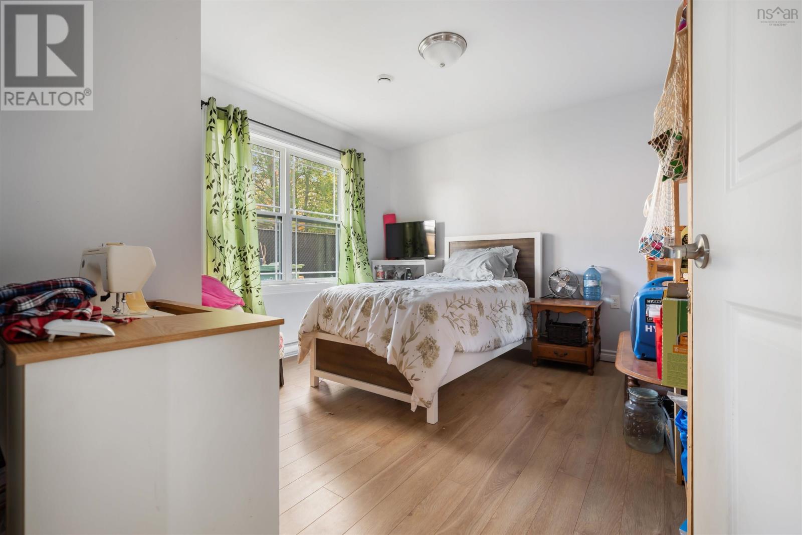 428 Stewart Street Property Photo 14