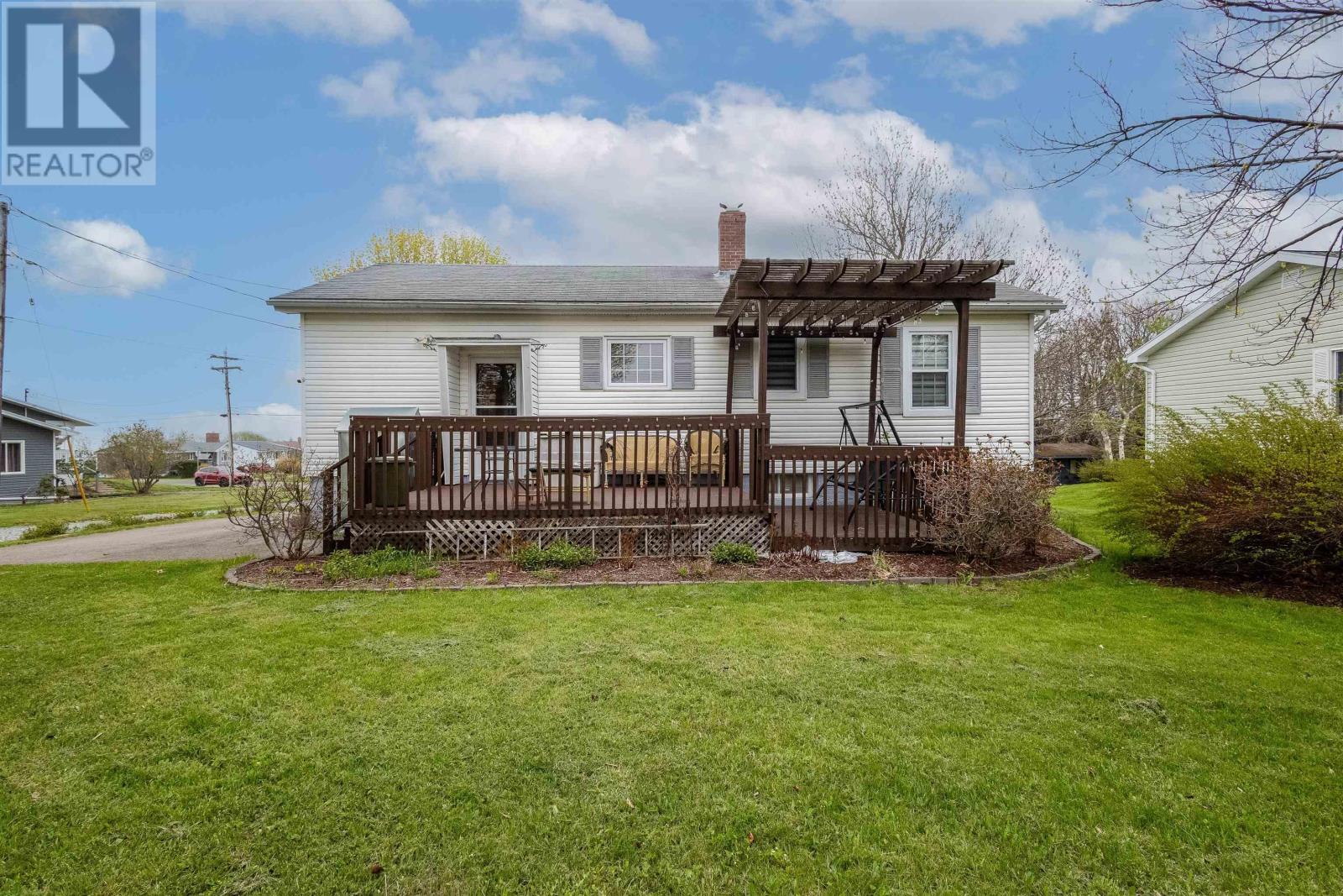 11 Maclean Street Property Photo 7