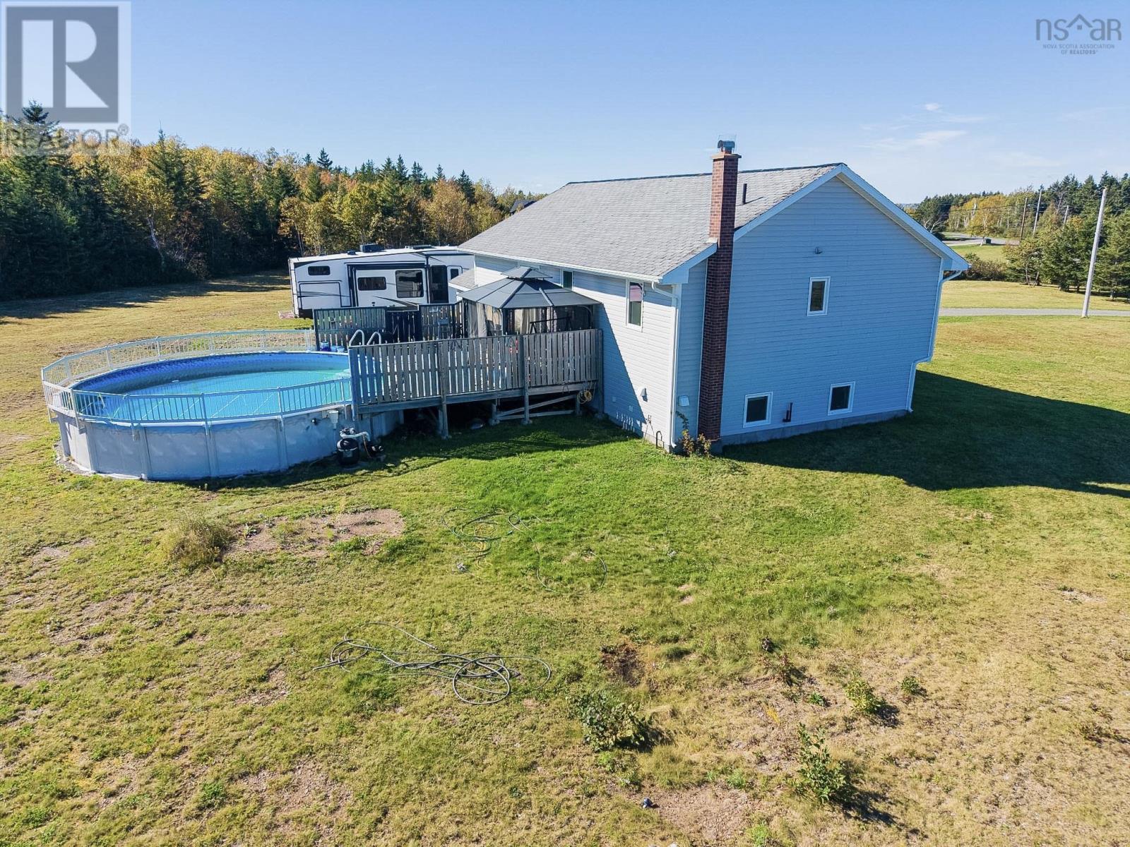 176 Armada Drive Property Photo 2