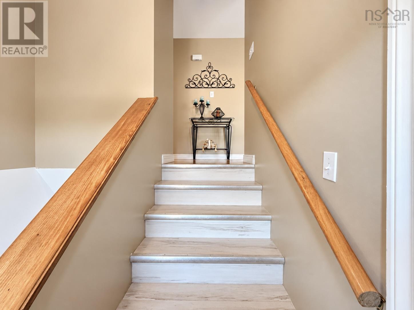 176 Armada Drive Property Photo 10
