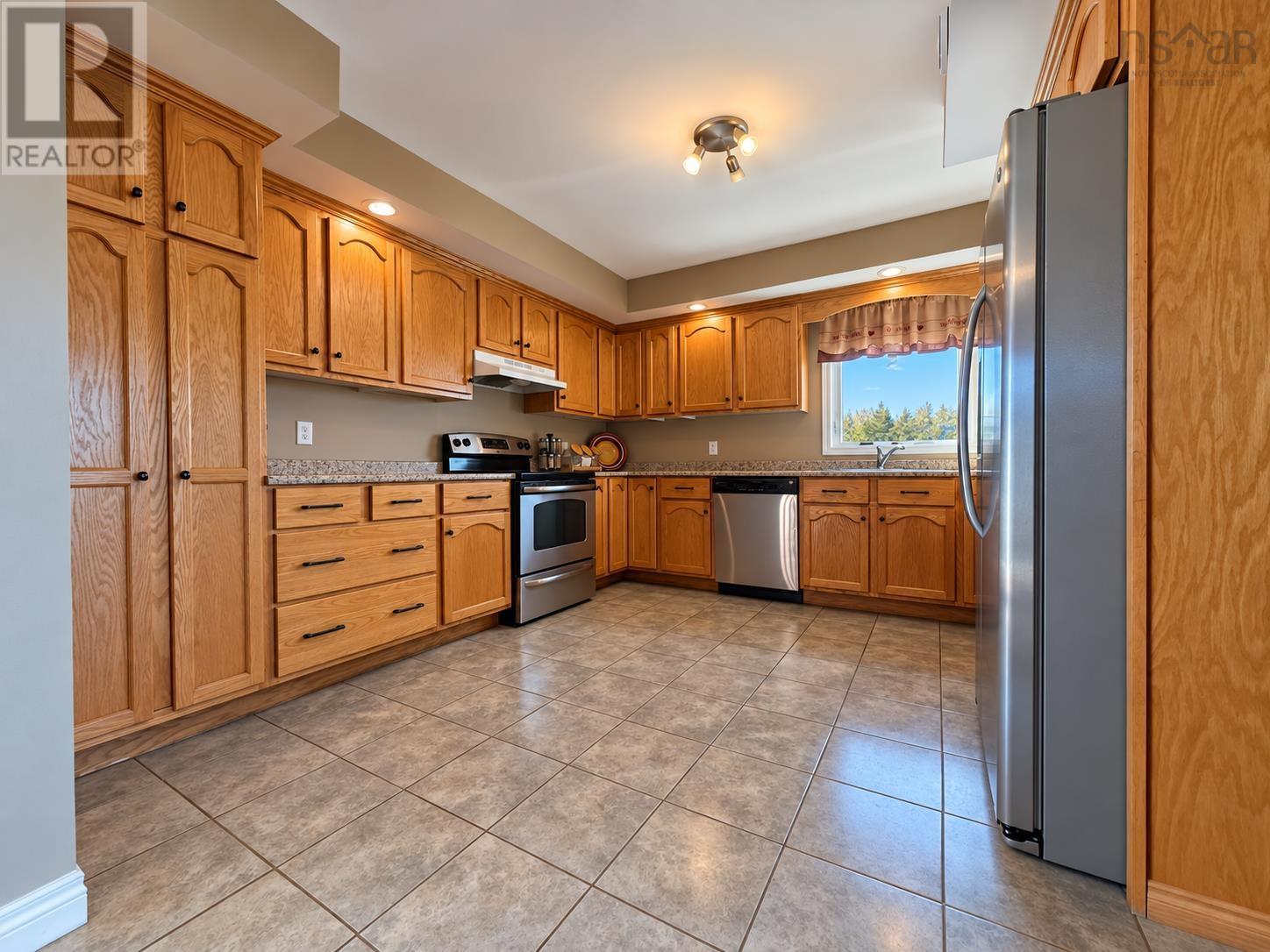 176 Armada Drive Property Photo 15