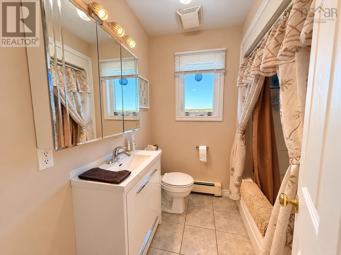 176 Armada Drive Property Photo 22