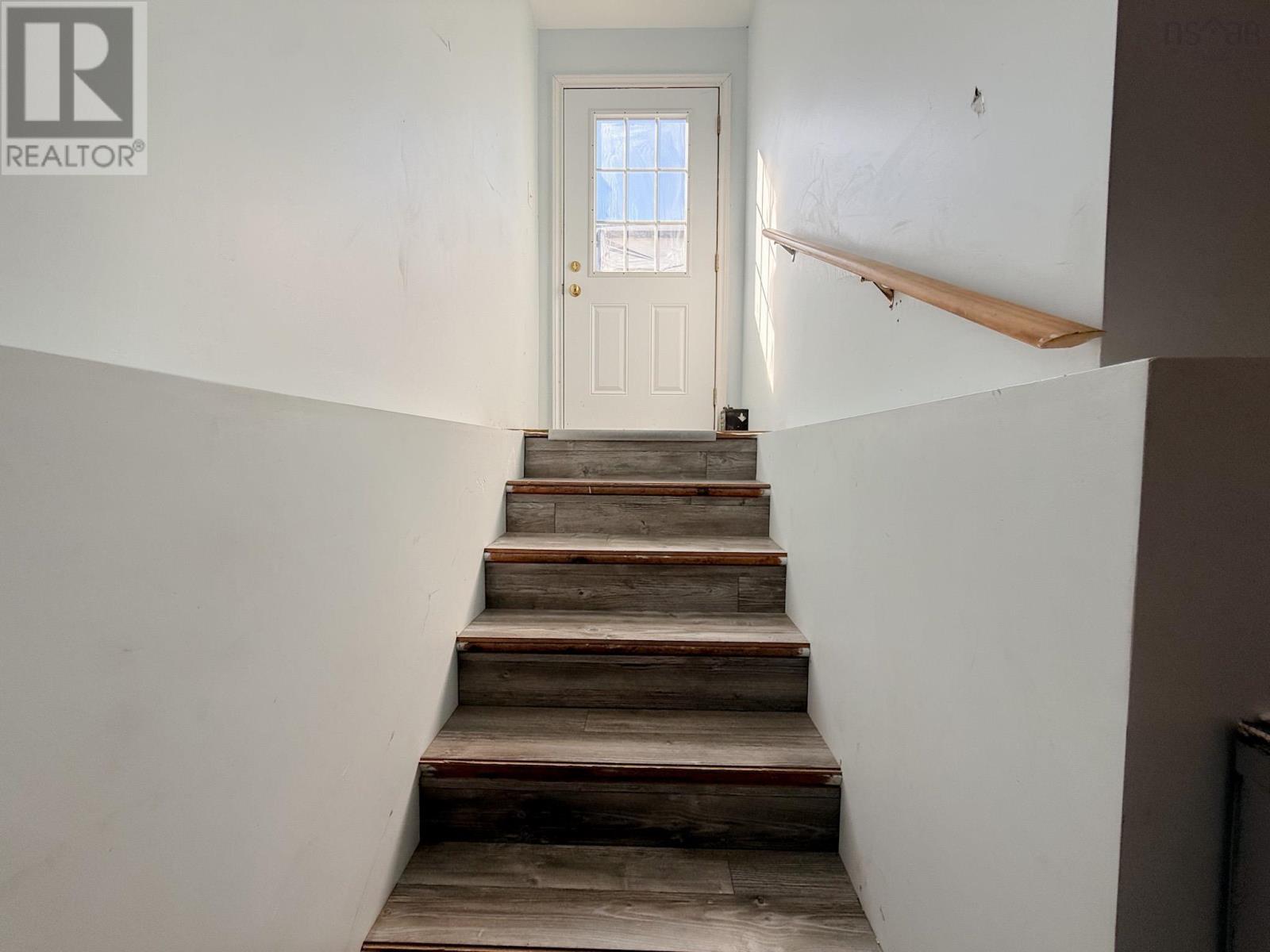176 Armada Drive Property Photo 30