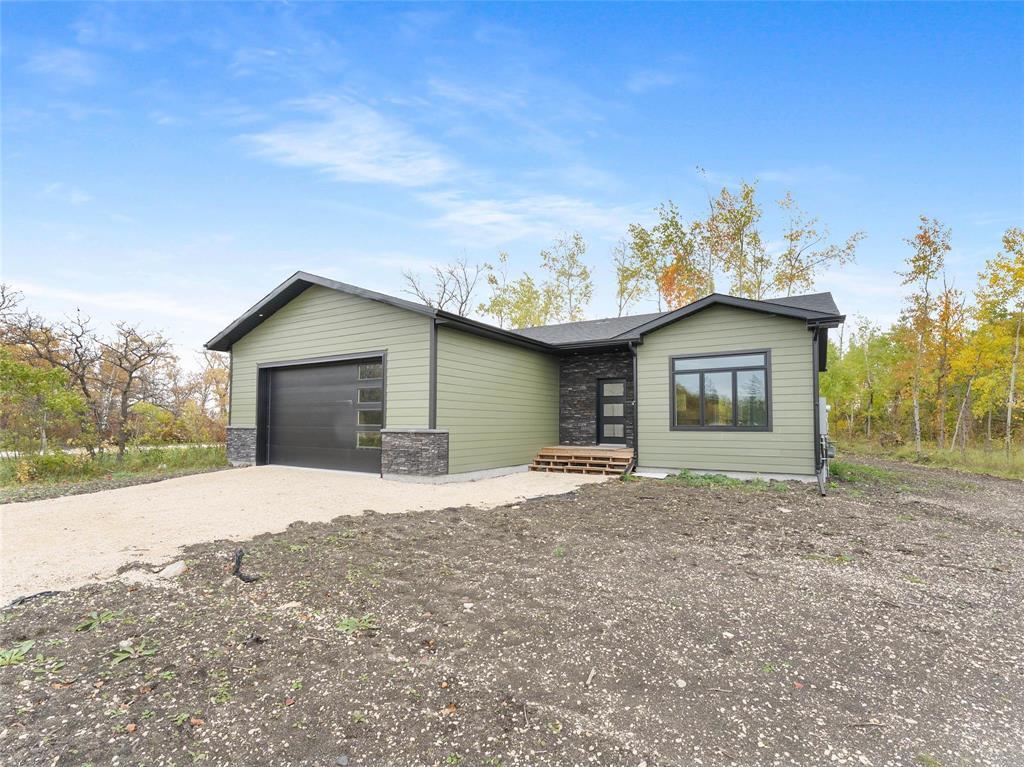 3 Everwood Crescent Property Photo 2