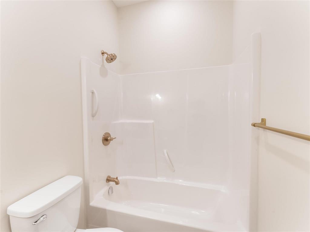 3 Everwood Crescent Property Photo 21