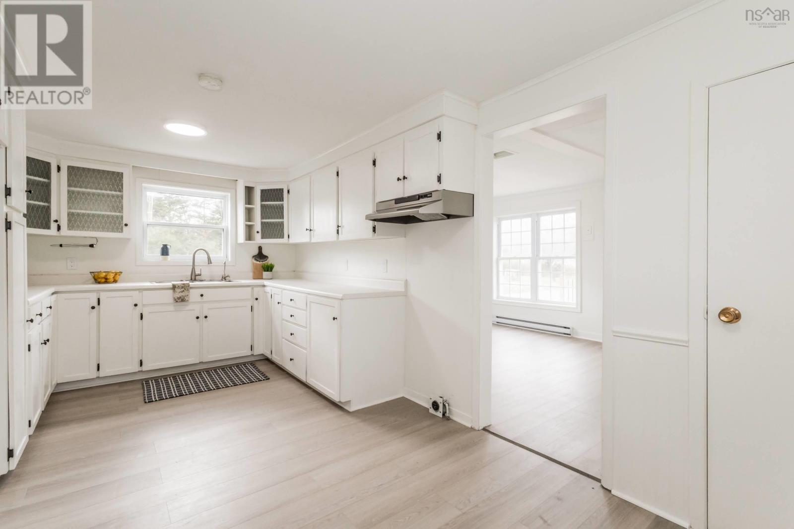 6 Eye Road Property Photo 11