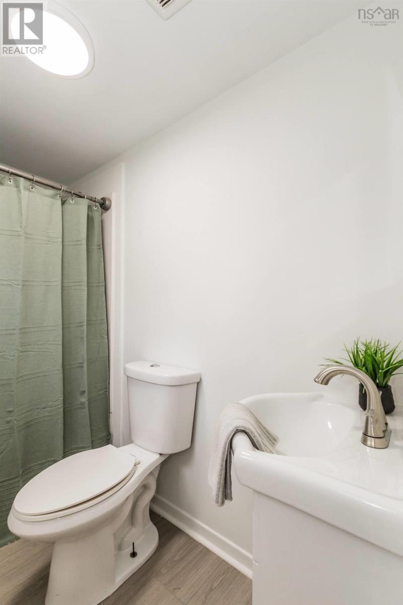 6 Eye Road Property Photo 20