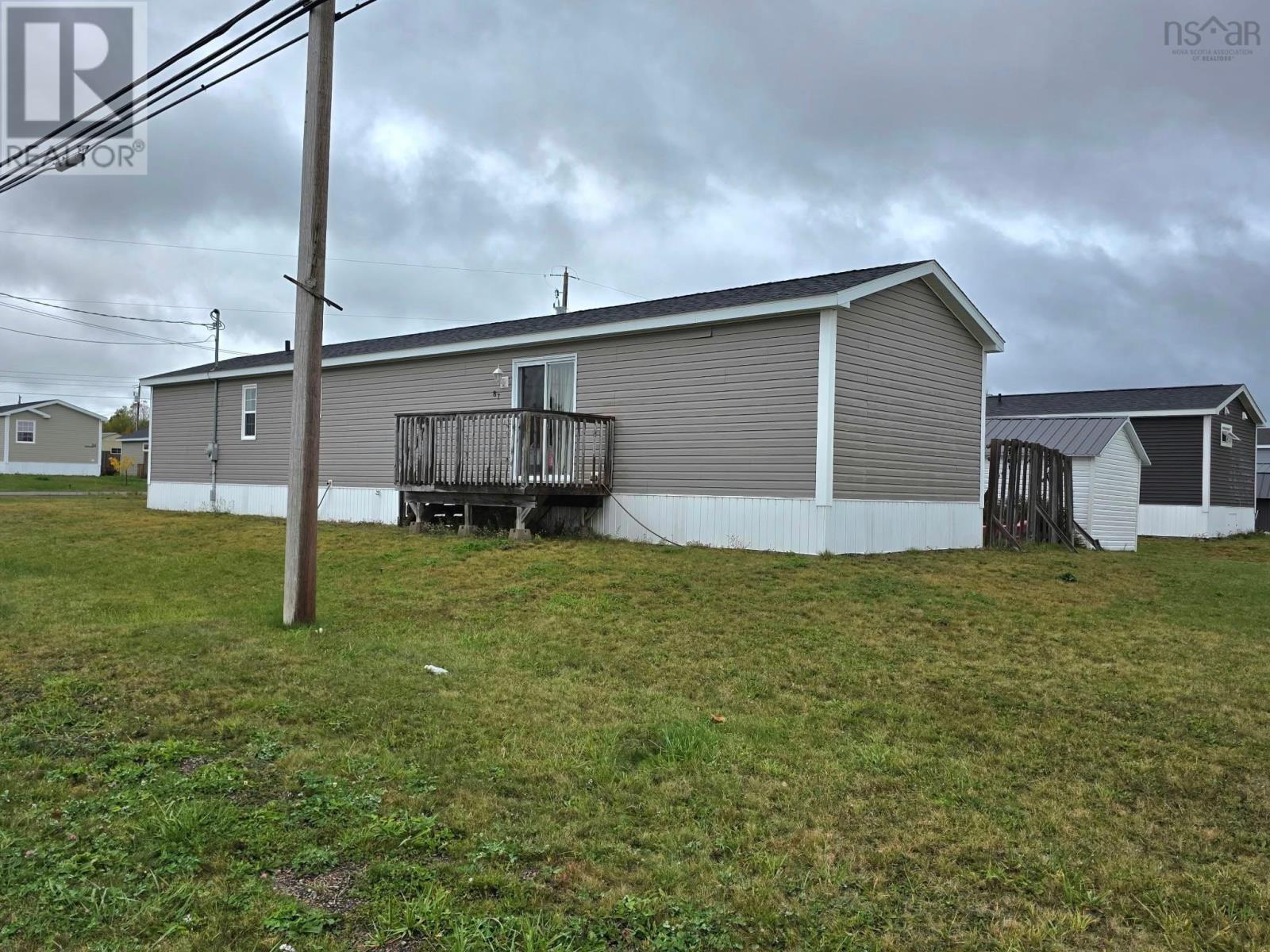 87 Dresden Way Property Photo 3