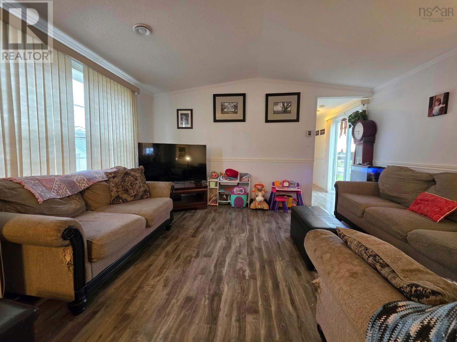 87 Dresden Way Property Photo 23