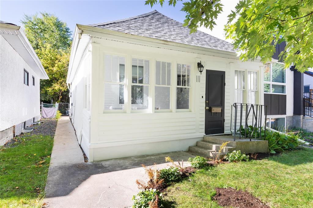 111 Bristol Avenue Property Photo 1