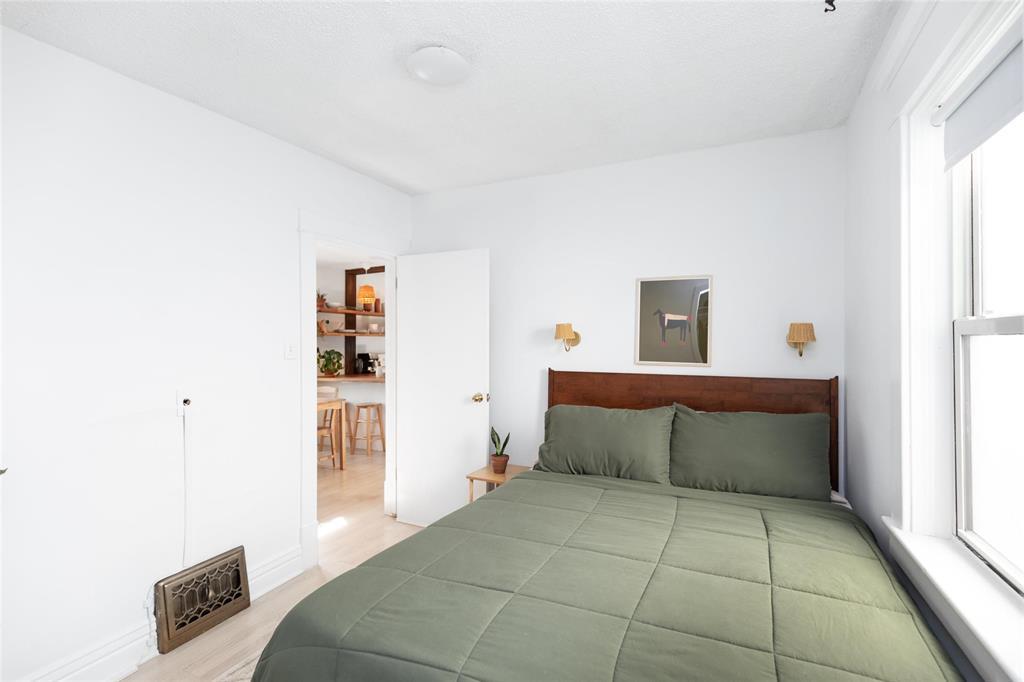 111 Bristol Avenue Property Photo 17