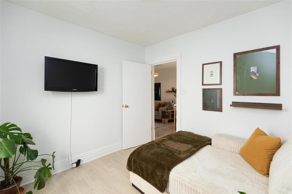 111 Bristol Avenue Property Photo 18