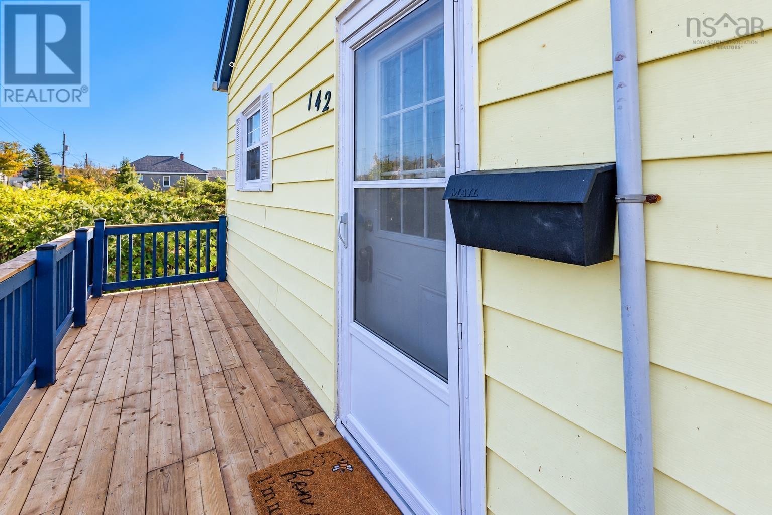 142 Maloney Street Property Photo 2