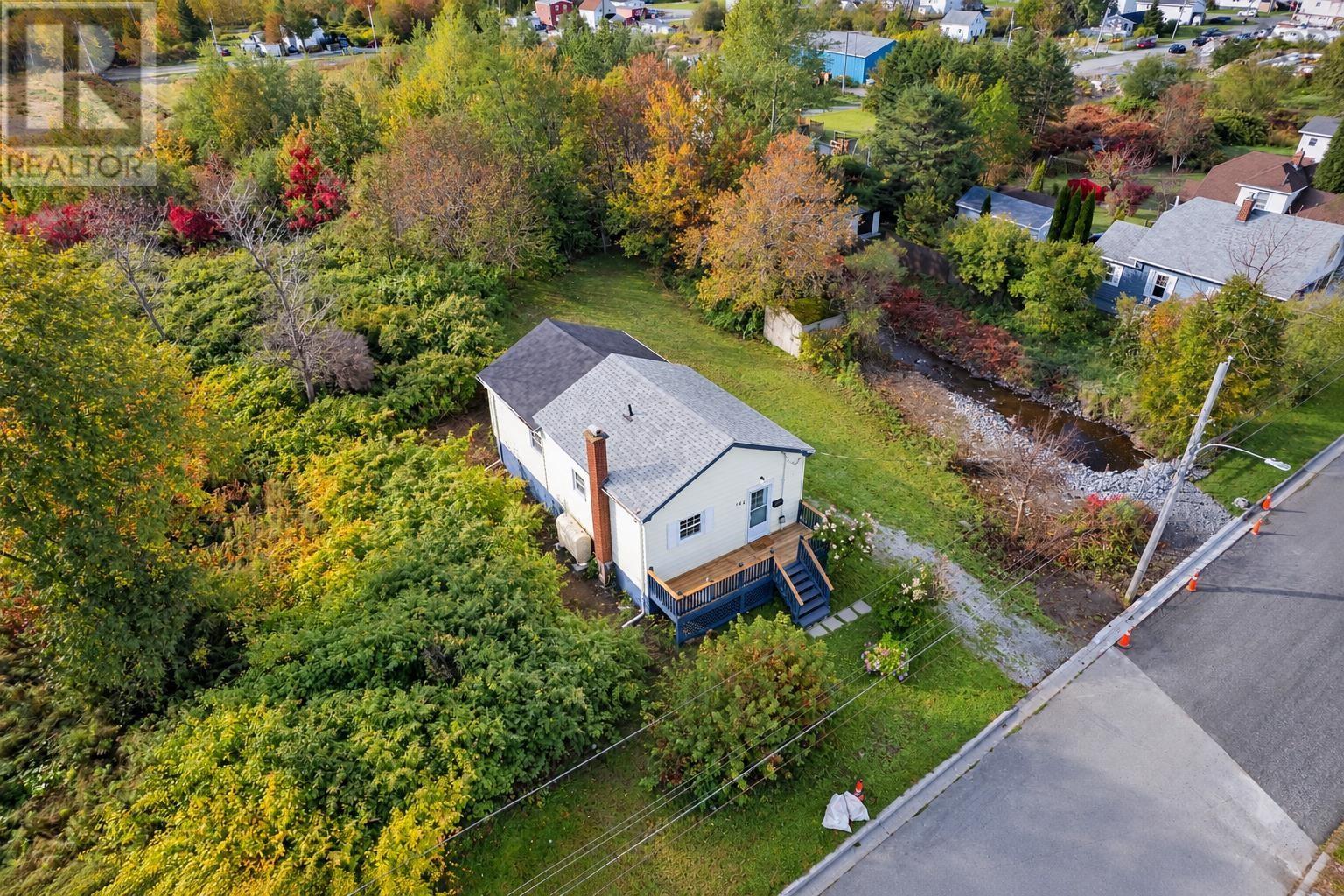 142 Maloney Street Property Photo 23