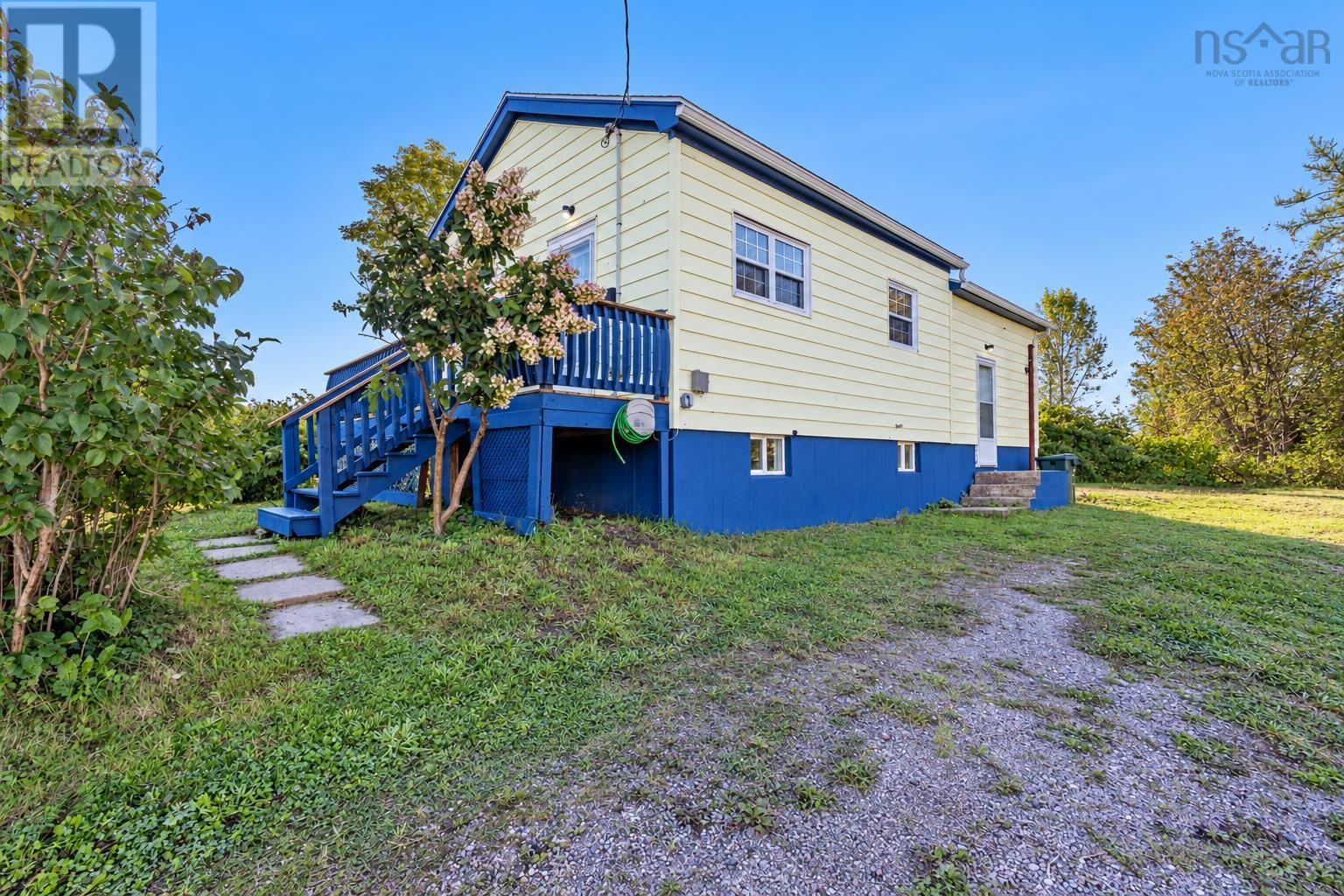 142 Maloney Street Property Photo 27