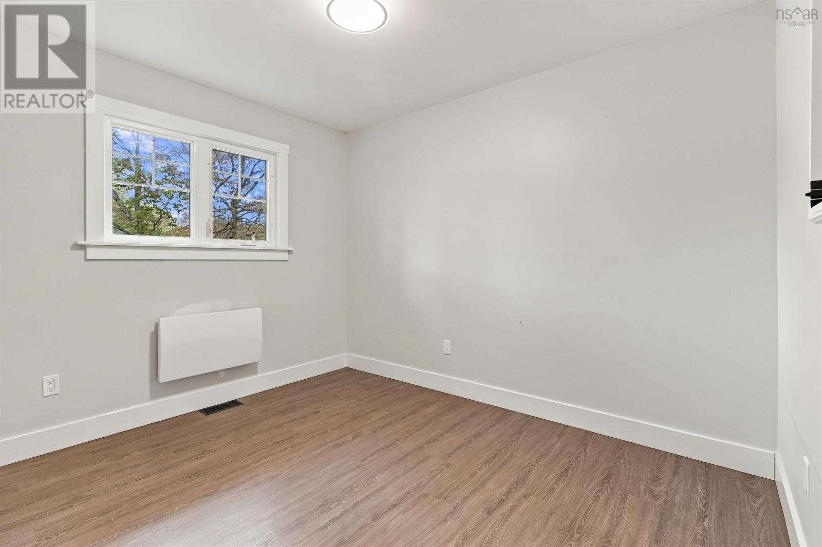 6 Sandra Crt Property Photo 23