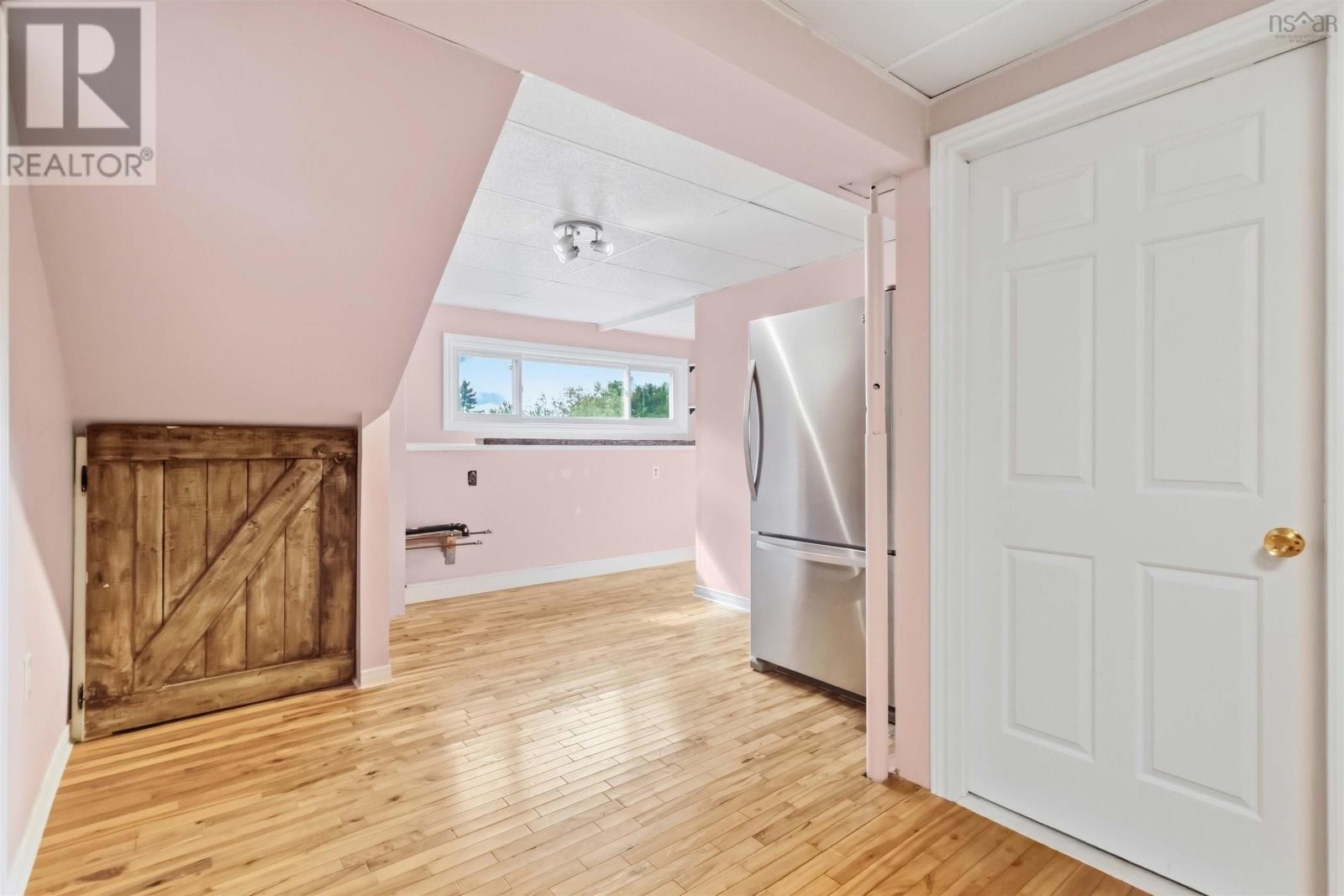75 Kaye Street Property Photo 13