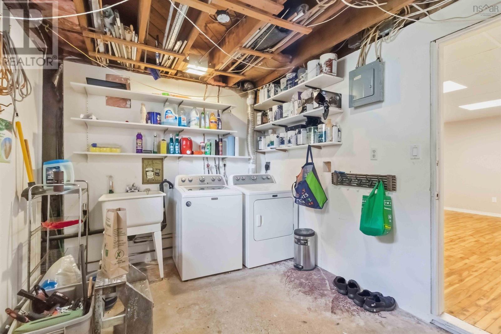 75 Kaye Street Property Photo 17