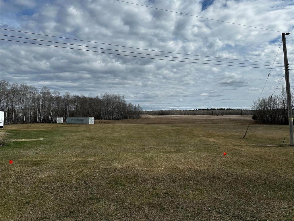 70 Lee Side Drive Property Photo 2