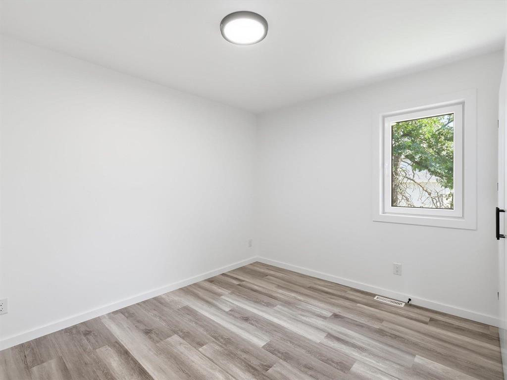 176 Ravenhill Drive Property Photo 25