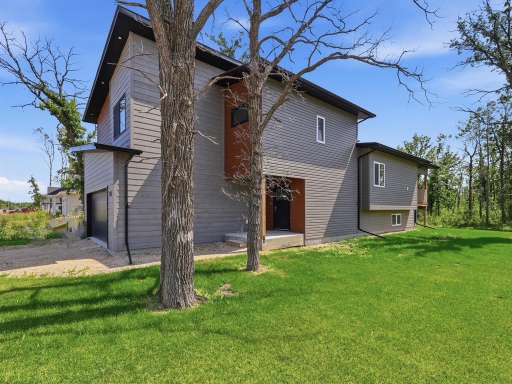 176 Ravenhill Drive Property Photo 37