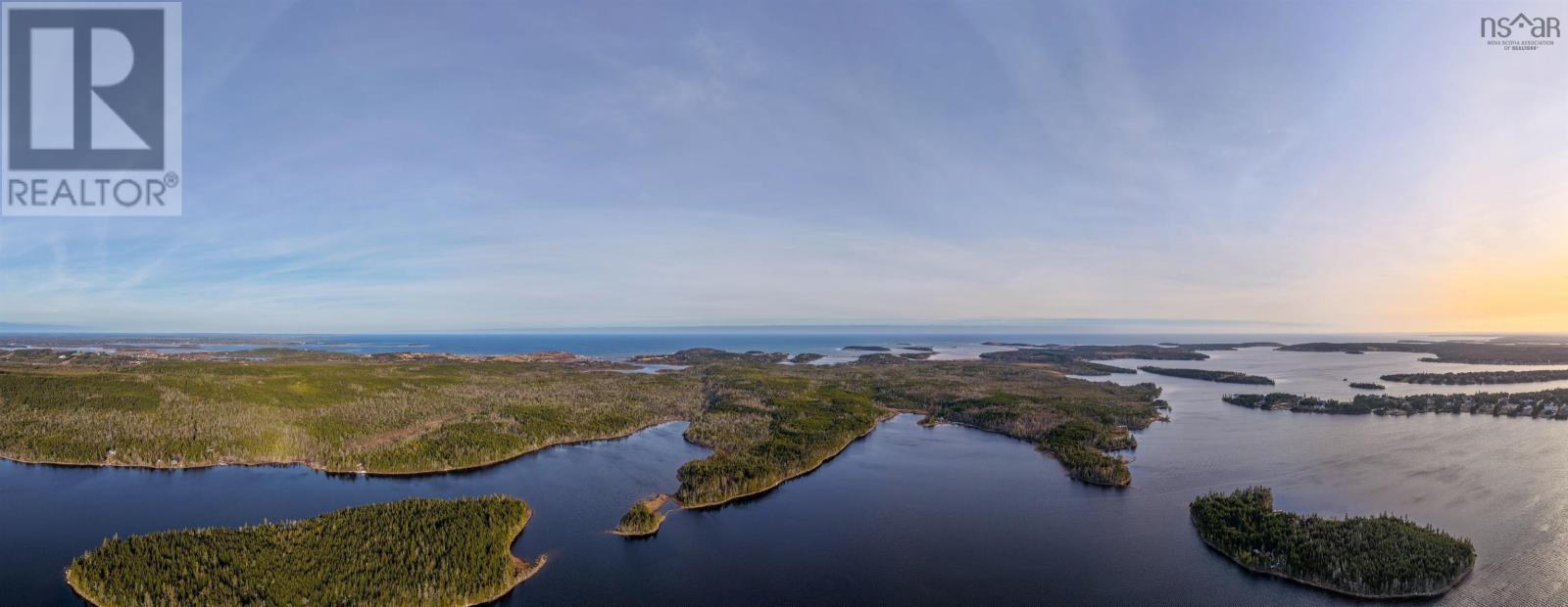Long Pt Seaforth Property Photo 9