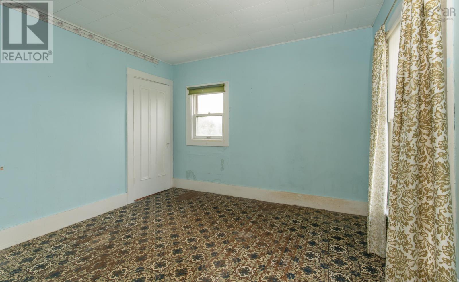 212 Highway 203 Property Photo 30