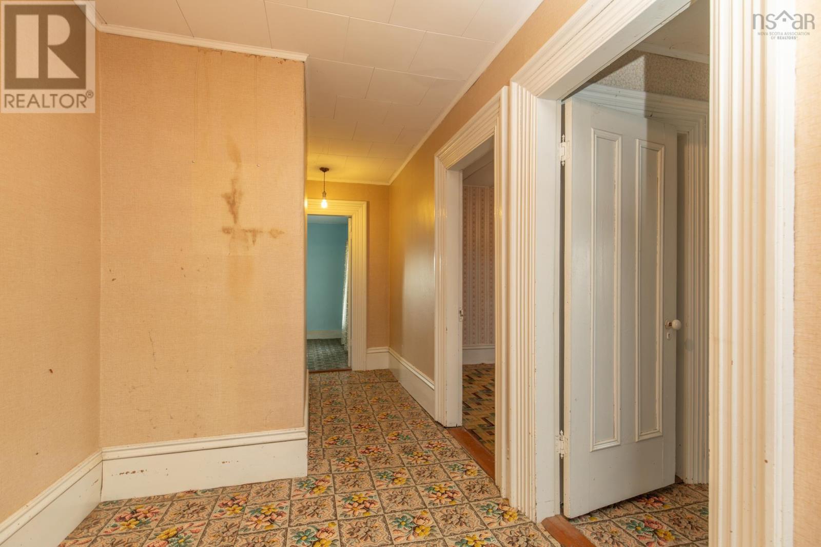 212 Highway 203 Property Photo 33