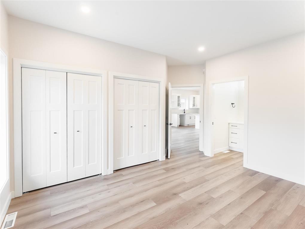 15 Everwood Crescent Property Photo 16