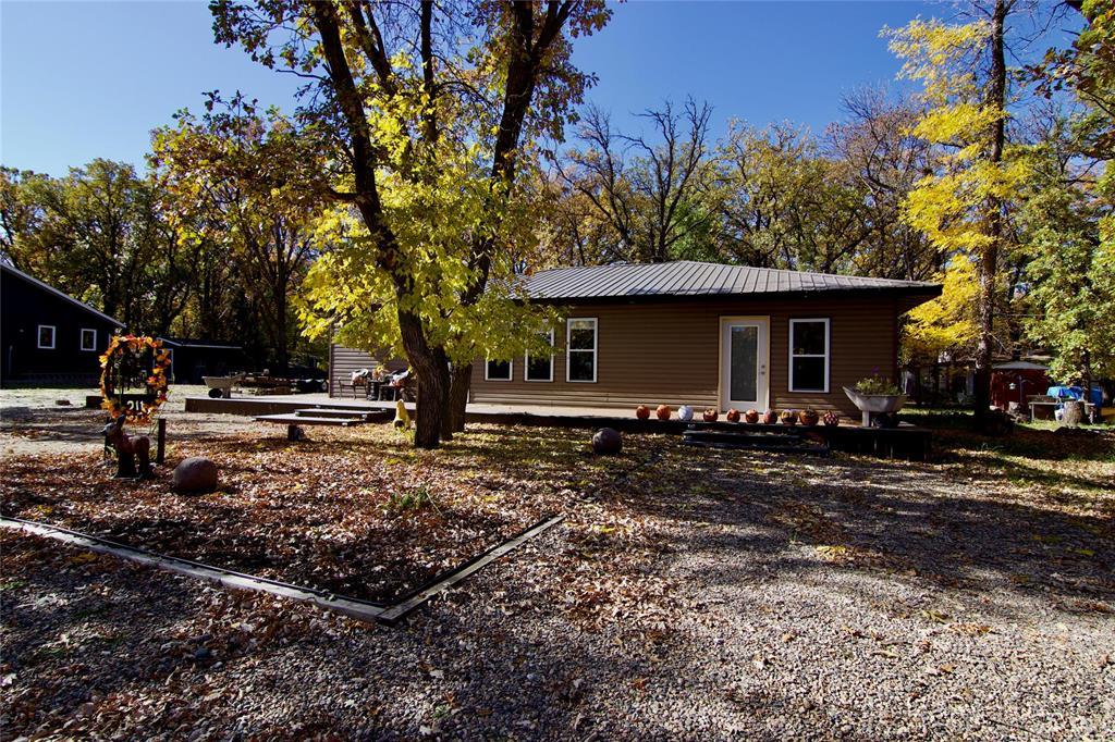 211 Saskatoon Drive Property Photo 1
