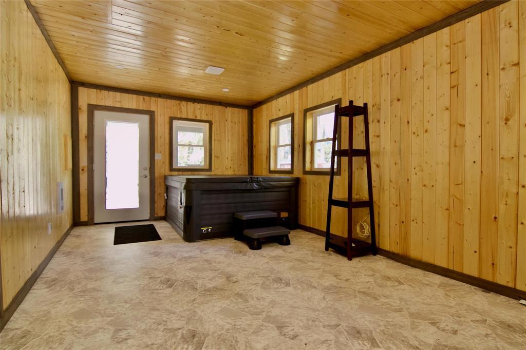 211 Saskatoon Drive Property Photo 18
