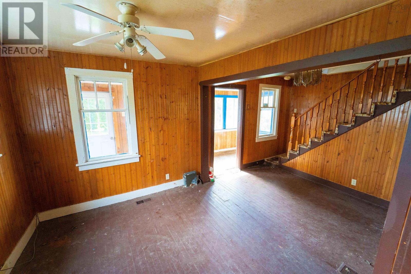 24 Pleasant Street Property Photo 18