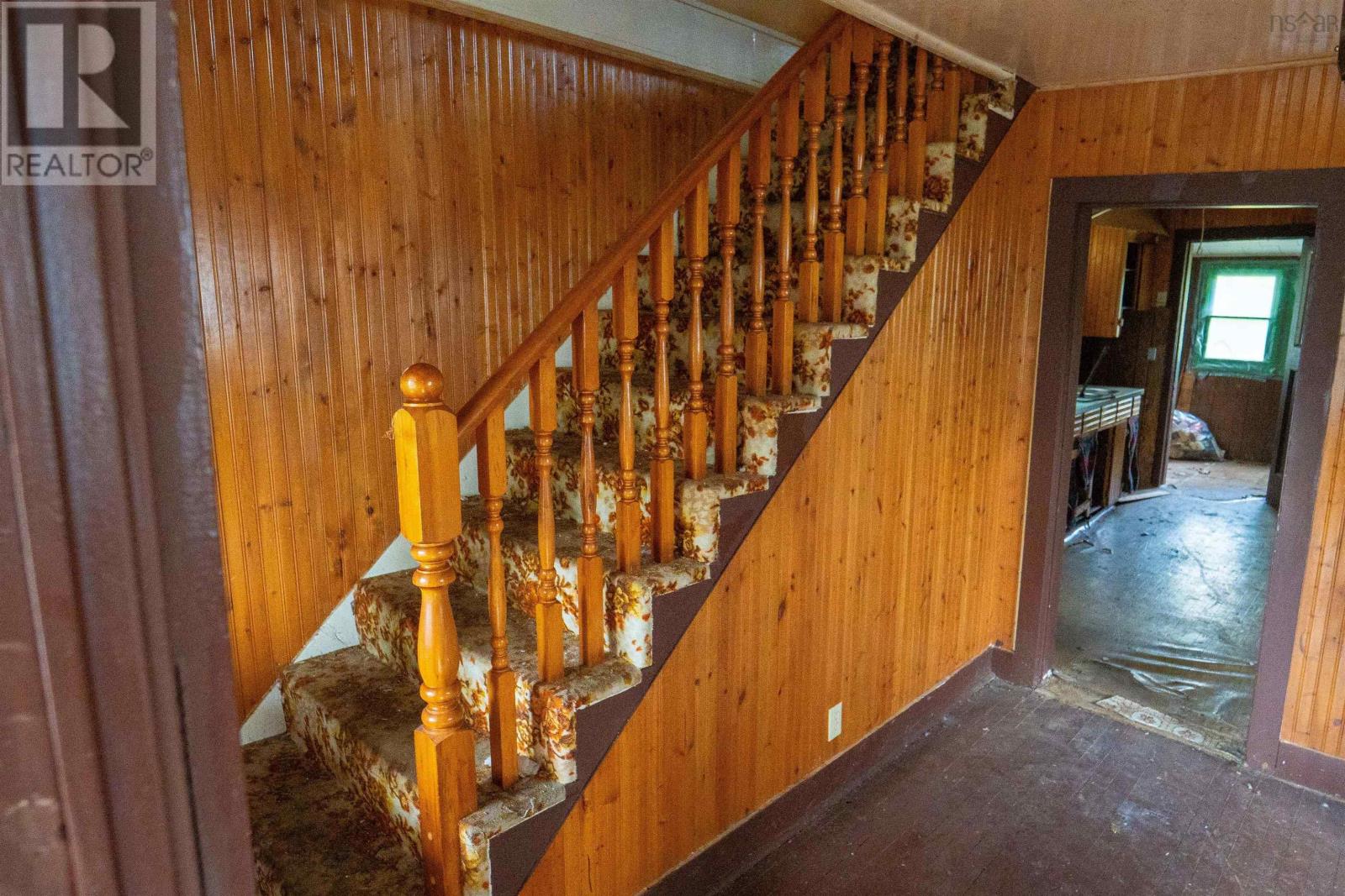 24 Pleasant Street Property Photo 23