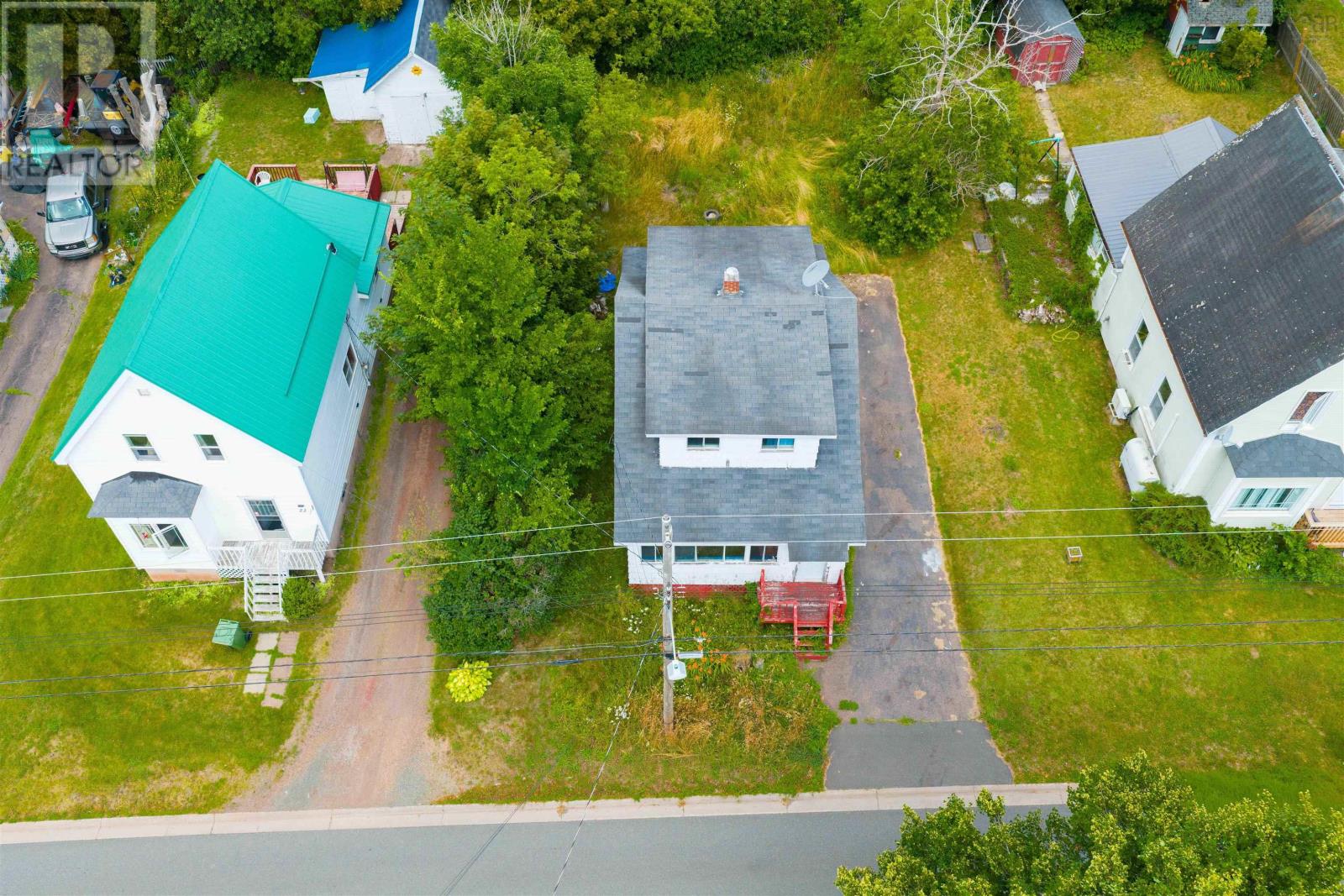 24 Pleasant Street Property Photo 31