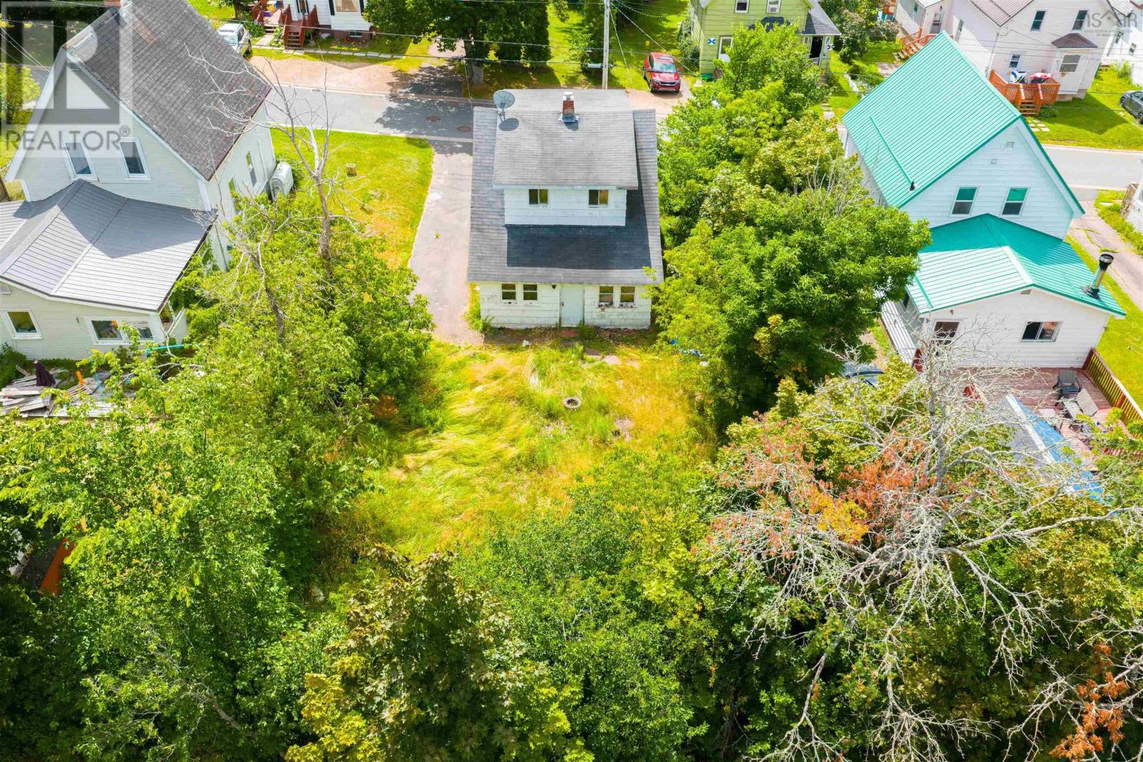 24 Pleasant Street Property Photo 32